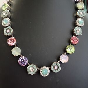 Stunning Mariana Floral Multicolor Necklace